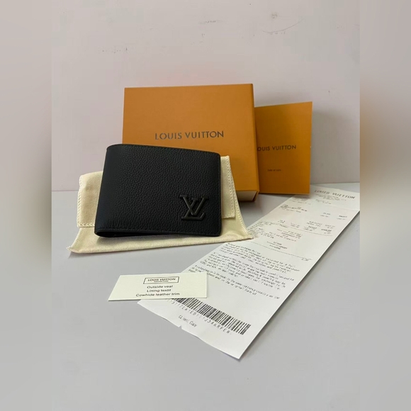 Louis Vuitton Black Multiple Wallet - Picture 1 of 7